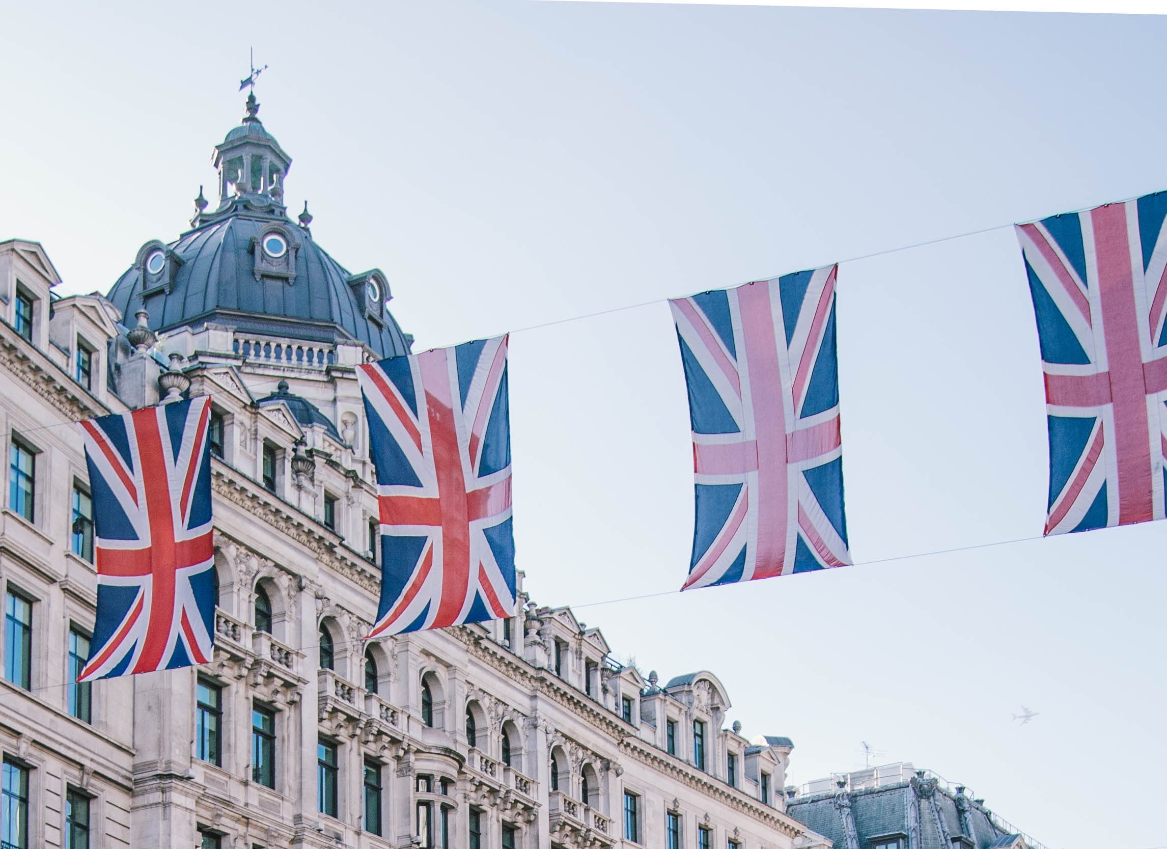 Driving-Through-London